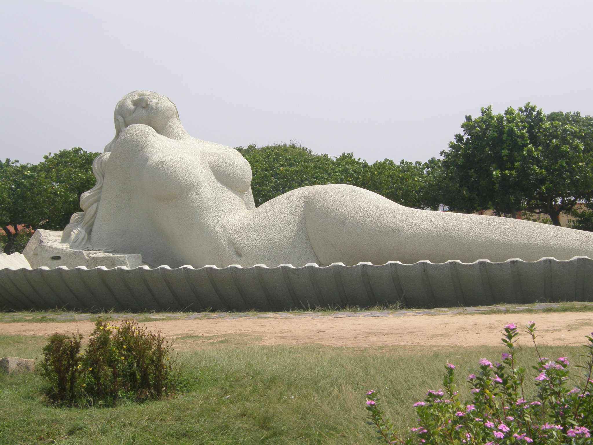 Shangumugham Beach holiday packages.